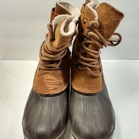 Sorel Winter Fancy Lace II Leather Waterproof Snow Boots Women's sz 7. - Picture 2 of 10